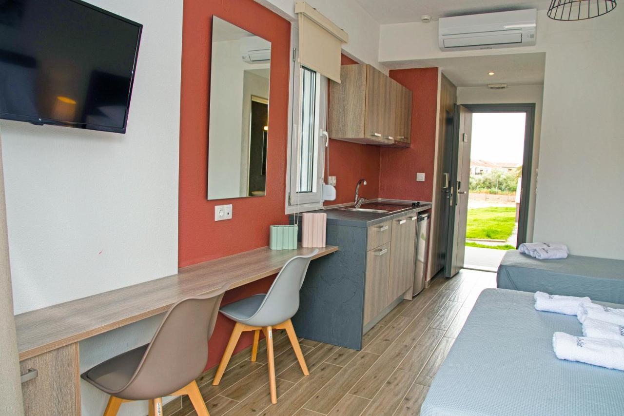 Aelia Luxury Apartments Nikiti  Exterior photo